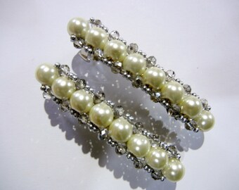 Ivory coloured, Glass Pearl Barrettes, one Pair, Medium Size.