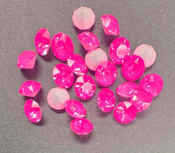Crystal Electric Pink Ignite SS29 Swarovski 1088 XIRIUS Chaton