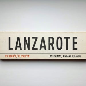 Cartello turistico LANZAROTE - Cartello turistico in legno delle Isole Canarie - Arte in legno per le vacanze a Lanzarote - Arte cittadina fatta a mano - Cartello in legno spagnolo