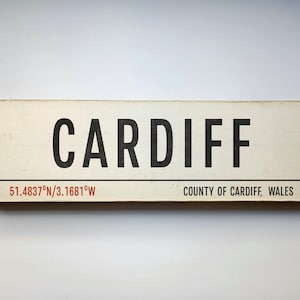Cartello da viaggio in legno CARDIFF Galles - Cartello in legno retrò vintage Cardiff - Cartello gallese - Regalo artistico fatto a mano della città - Cartello in legno fatto a mano Regalo artistico
