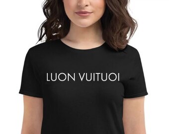 LUON VUITUOI LV Funny Vietnamese Always Happy Saying Unisex T-Shirt, Womens