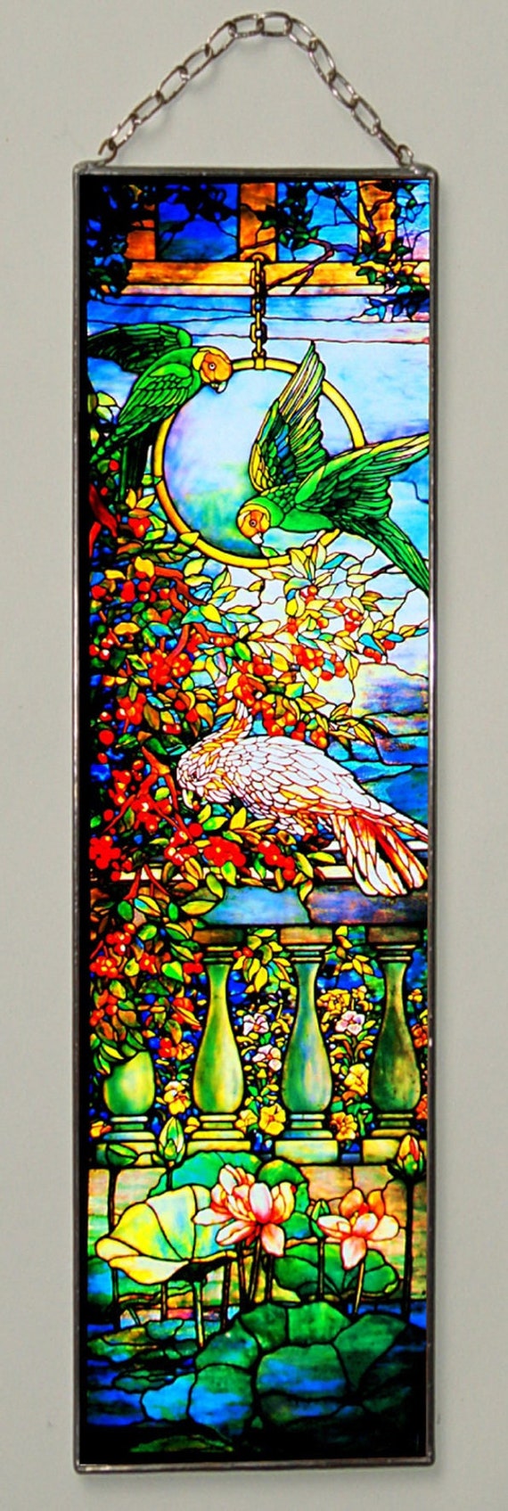 Louis C. Tiffany : glass vase : Parakeets