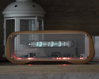 IV-18 VFD Retro-Stil Schreibtischuhr Neonuhr mit Fernbedienung USB Typ C Buchse || nixie tube era