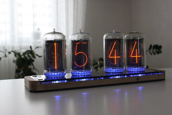 Nixie tube clock || with IN-14 tubes and oak stand || Remote Temperature  Date