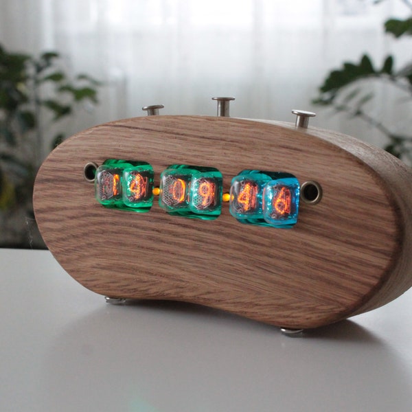 Nixie tube clock with in-17 tubes (fine 5, not up side down 2) miniature remote control temperature sensor solid wood case