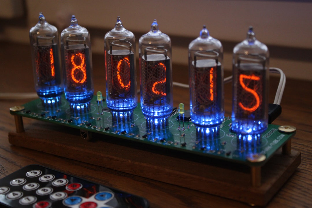 Nixie Tube Clock, Orologio A Tubo Luminoso A 4 Bit, Con Tubi IN-12, Telecomando, Decorazioni Per La Casa Minimaliste, Stile Di Illuminazione Punk Industriale - Foto 5