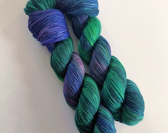 yarn, Swamp Thing, ready to ship dk yarn, high saturated yarn, multi colored yarn with green and purple, sw merino dk yarn, indie dyed yarn