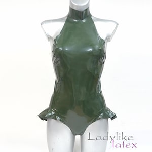 Body / Traje de baño de látex de caucho con cuello halter y volantes sobre las caderas