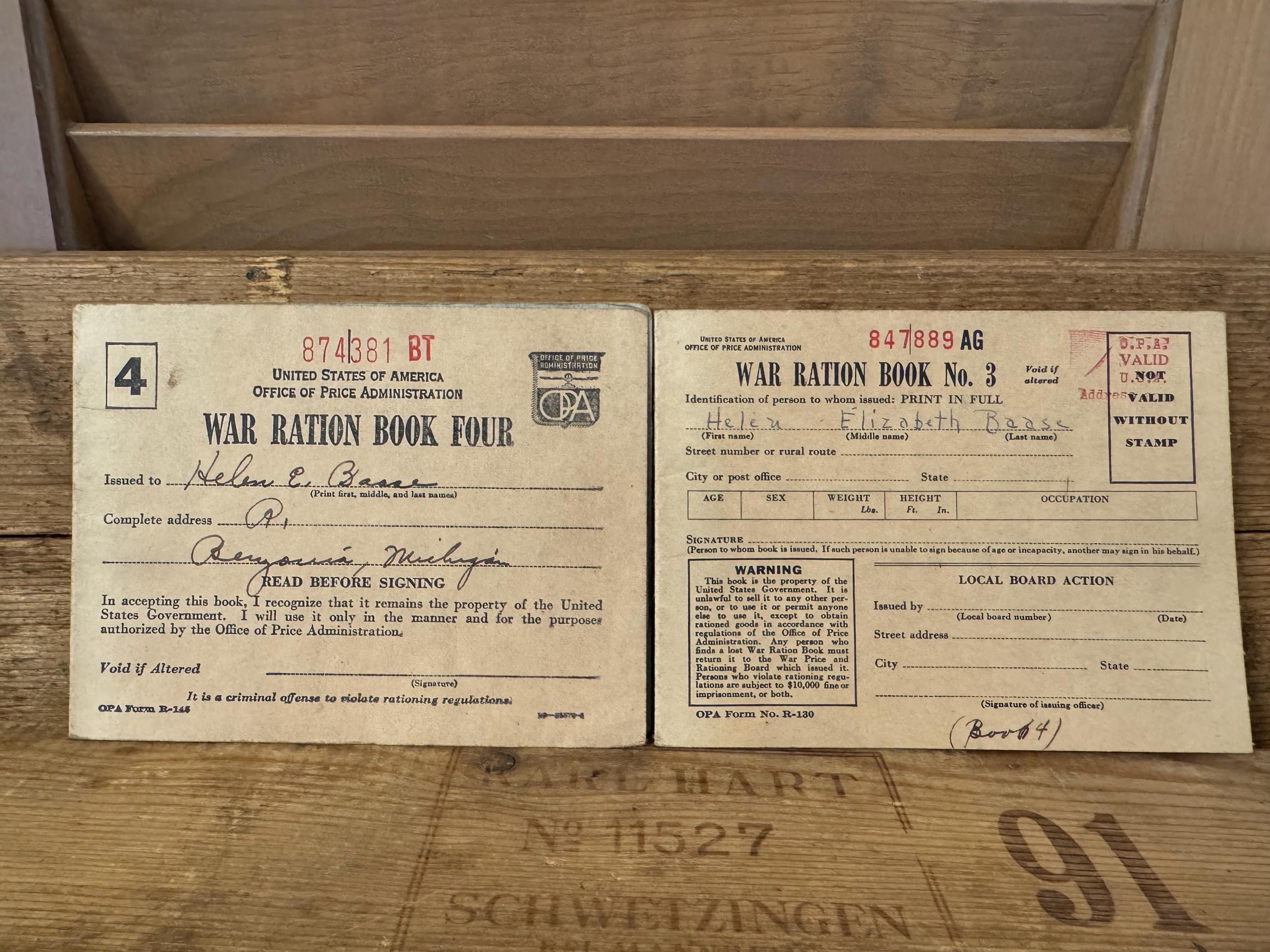 希少！ 40's アメリカアンティーク　1945年トロフィー　USAヴィンテージ 希少！ 40's アメリカアンティーク 1945年トロフィー USA