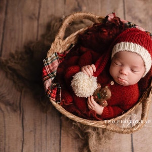 The {Vintage Santa Baby} Sleepy Cap with Yarn Pom and Wrap Set
