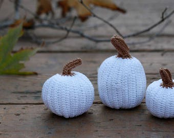 White crochet pumpkins, Winter decor, Thanksgiving Halloween Christmas decoration, White decor, 6-8 cm, Set of 3