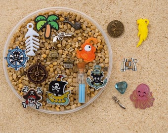 Ahoy, Little Spy! Pirate Treasures Theme I Spy trinkets, Set of 20