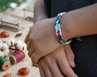 Hand woven Friendship Bracelet Adelrun