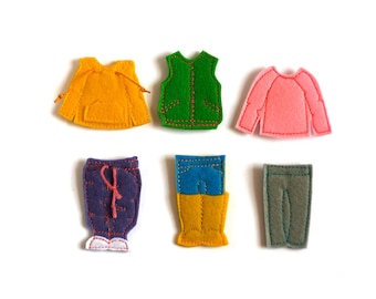 Sporty Dressing set for TomToy Felt "paper" doll, vest 3.5x4.5cm, Set of 6 outfits