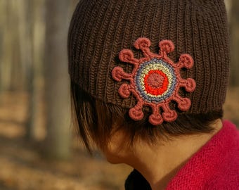 Retro plum flower Crochet appliques by TomToy, 6-9cm, Set of 3