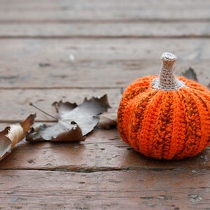 Сrochet pumpkins, Table centerpiece, Autumn decor, Fall home decor, Halloween decor, Harvest Rustic ornament, 12cm diameter, 2 pcs image 2