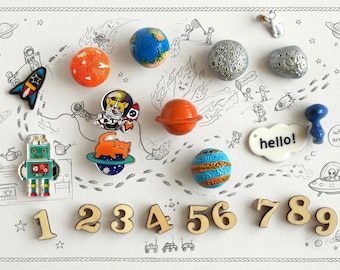 Space Adventures, Explore the Astronaut Planets Alien Theme I Spy miniatures,  1-3cm, Set of 22