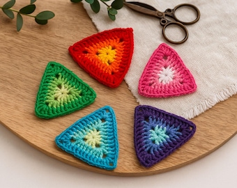 Granny Gradient Triangles Crochet applique, Set of 5