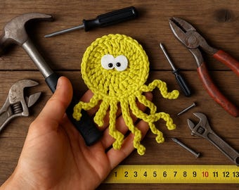 Handyman The busy Octopus, Handmade Crochet applique by TomToy, 10cm, 1 applique/applique with charms