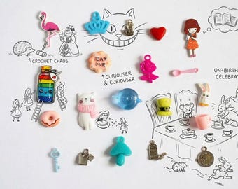 Alice in Wonderland Theme I Spy trinkets, 1-3cm, Set of 20