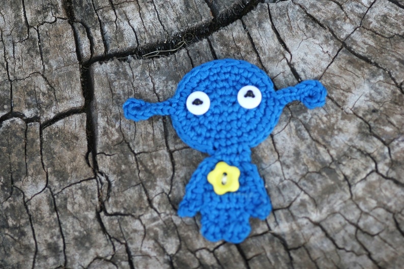 Outer space TomToy Crochet appliques, 1 piece/set blue alien