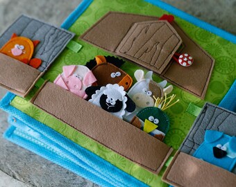 Barn page with felt Finger Puppets for custom built Quiet Book by TomToy, Fabric Busy book pages, 20x20cm, Single page