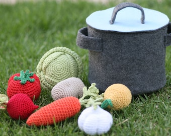 Soup play set Big size, Play food, Kitchen play set, Handmade by TomToy, pot 13cm diameter, Set of 7 crochet Vegetables and felt Pot