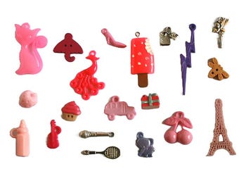 France I Spy trinkets set, I spy bag bottle filler, Cartoon buttons beads charms pendants miniatures findings, 1-6cm, Set of 20