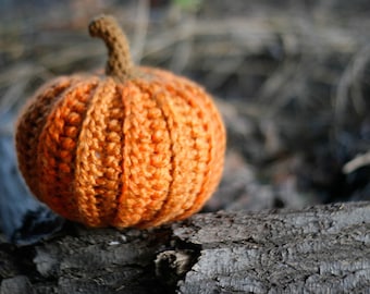 Big Crochet Pumpkin, Autumn Fall Thanksgiving Halloween decoration, Table centerpiece Harvest Rustic Ornament,  15-18cm, 1 pcs