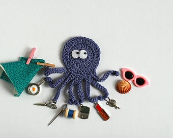 MOM The busy Octopus, Octopus applique, Handmade Crochet applique, Party decor, 12cm, 1 piece