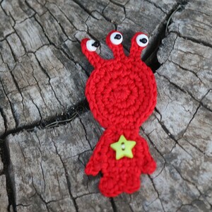 Outer space TomToy Crochet appliques, 1 piece/set red alien