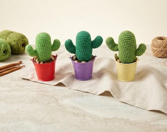 Bright garden Saguaro trio, Cheerful Crochet Cactus Garden