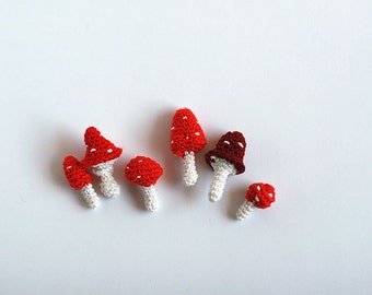 Miniature crochet mushrooms, Crochet toadstools, Fairy garden miniatures, 3-4cm, Set of 6