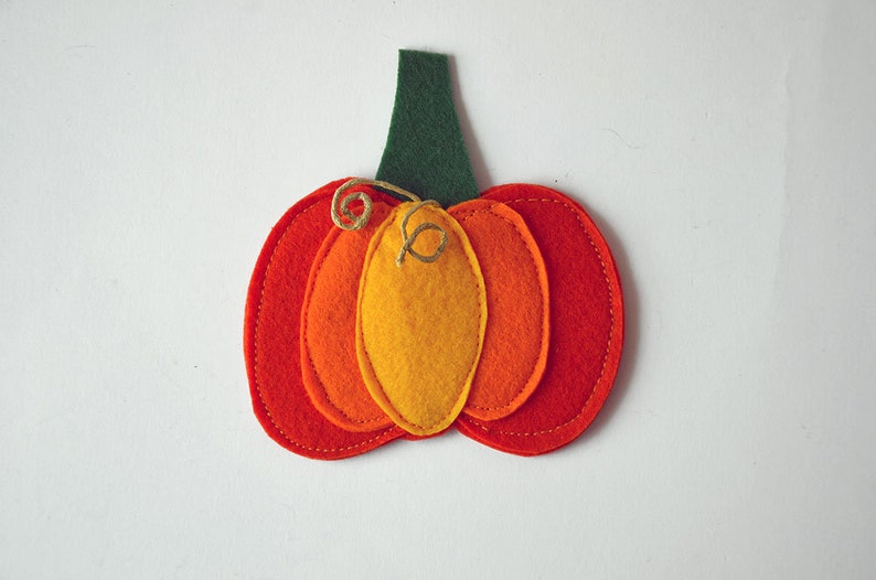 Felt veggies pieces, Play food vegetables, Handmade by TomToy, 2.5-7cm, 1 piece/Set tricolor pumpkin