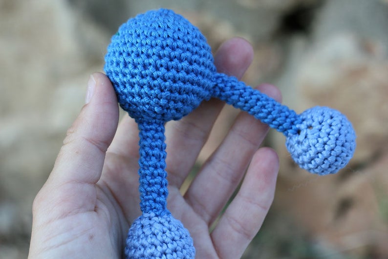 H2O Water molecule crochet Rattle Toy handmade by TomToy Blue