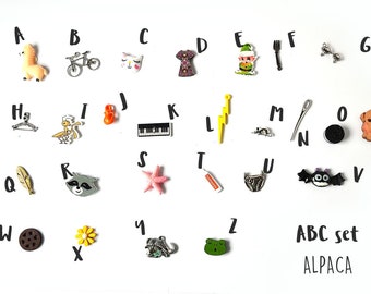 Alpaca ABC set, Alfabet I spionage snuisterijen, 1-3cm, 1 object per letter