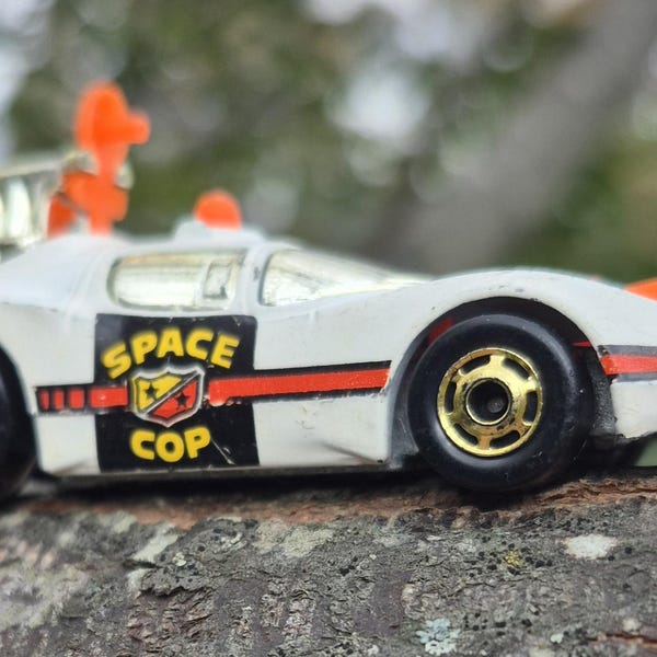 Vintage 1981 Hot Wheels Silver Blackwall (BW) Science Friction (GHO) Wheels