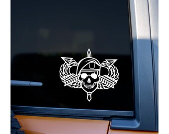Special Forces Insignia Airborne Skull with Beret vinyl decal