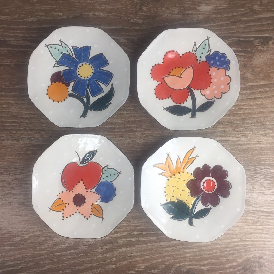 Set of 4 Ceramic Snack Plates with Fruit