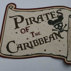 Disney - Piratas del Caribe - Título troquelado de papel para páginas de álbumes de recortes - Piratas - Crucero Disney - Noche de piratas - Adventureland