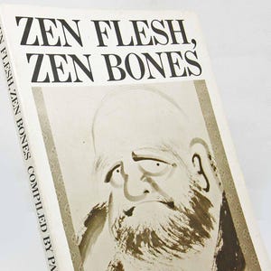 Buddhism Zen flesh, Zen Bones Vintage Book Pelican Series Vintage book paperback