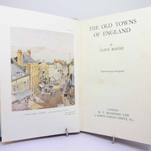 Old Towns Vintage Book Guide book Hardback History Rural history 1930s myth legends
