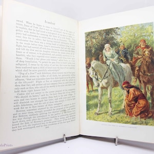 Ivanhoe Antique Illustrated 1927 Children&#39;s Book Hardback Scotland Romance Novel old books Scottish illustrated British History