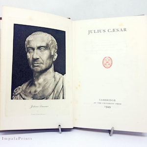 Julius Caesar William Shakespeare 1949 Vintage pocket book English Literature Classic books