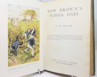 Tom Browns School Days Thomas Hughes Vintage Green Illustrated hardback Vintage, gift, collectables