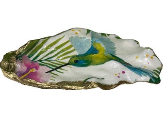 Luxury Feng-Shui Prosperity Bowl Decoupage Oyster Shell/Spiritual Altar Bowl/Abundance &  Manifestation Decor/Hummingbird Spirit