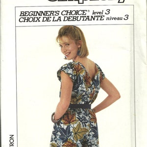 Simplicity 7566   Misses Top and Pull-On Shorts    Size 14    Uncut