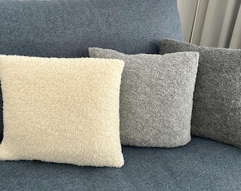 Natural wool pillow cushion, hand knitted Alpaca Boucle pillow, zipper cushion cover, custom knit pillow, knitted pillow case