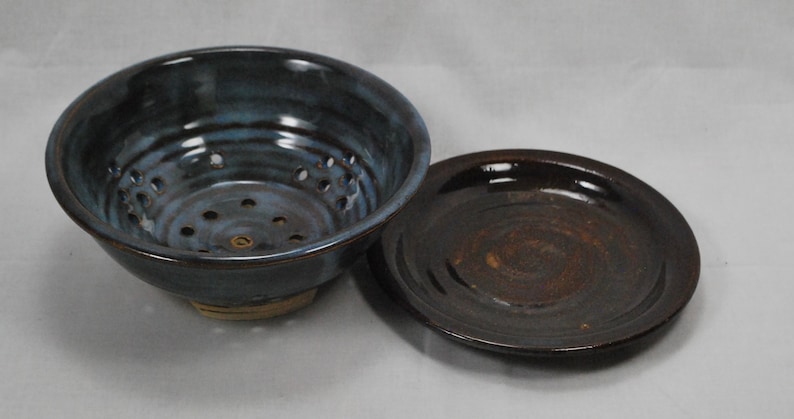 Brown Berry Bowl