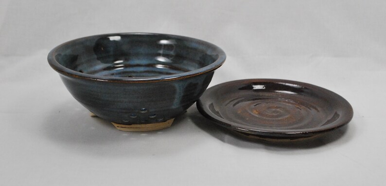Brown Berry Bowl